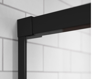 {{ images.ZvIHImuxsd.alt }}